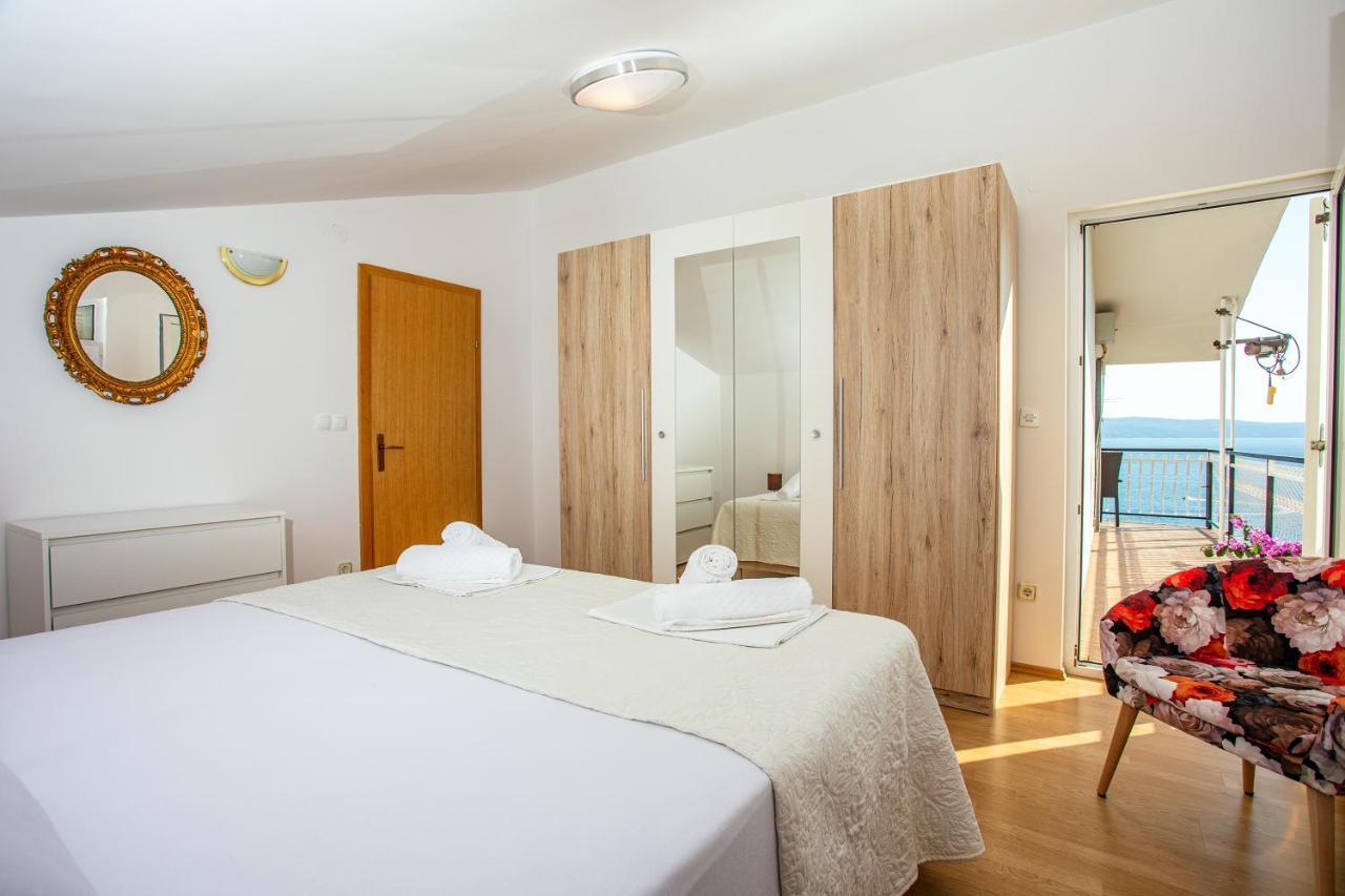 Apartments Adisa Omis Ngoại thất bức ảnh
