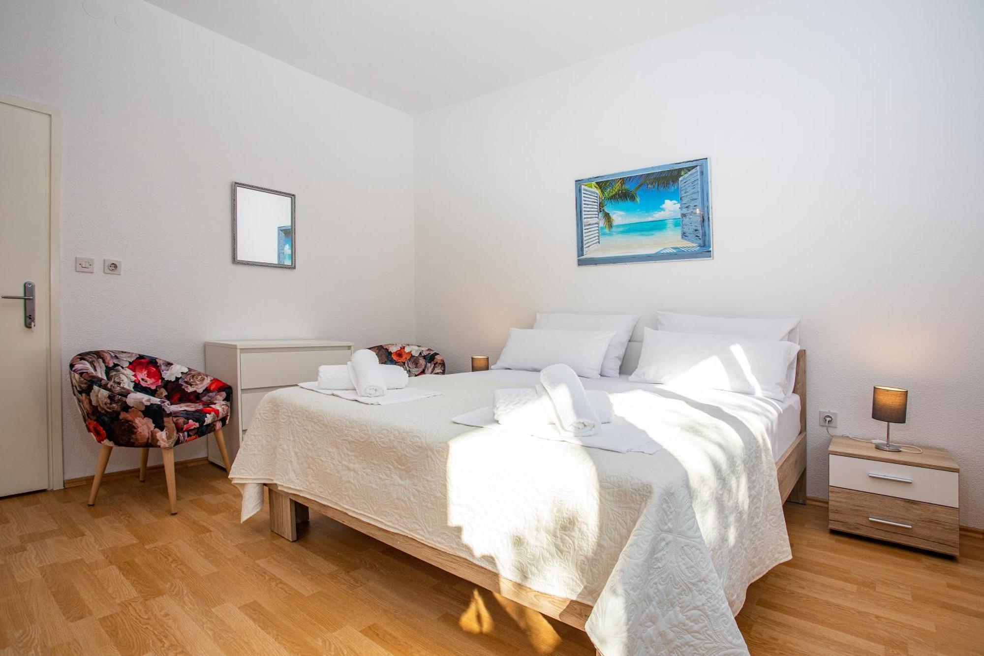 Apartments Adisa Omis Ngoại thất bức ảnh