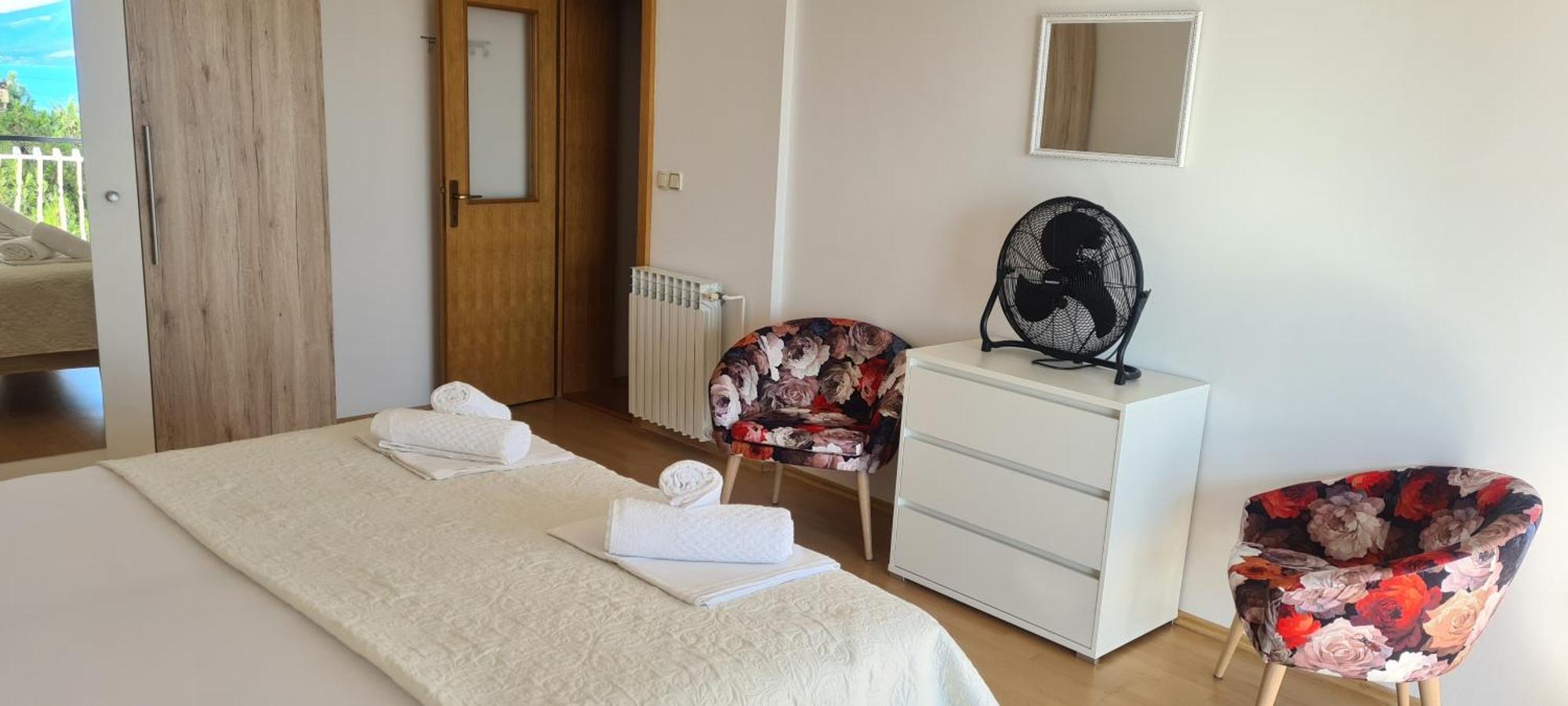 Apartments Adisa Omis Ngoại thất bức ảnh
