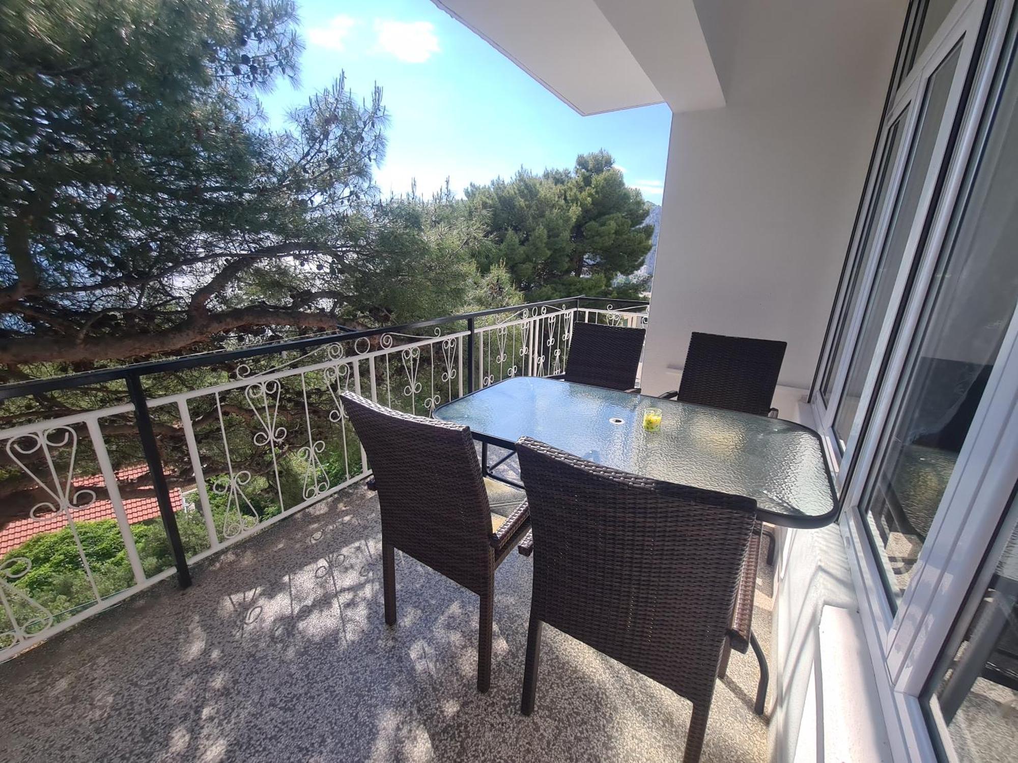 Apartments Adisa Omis Ngoại thất bức ảnh